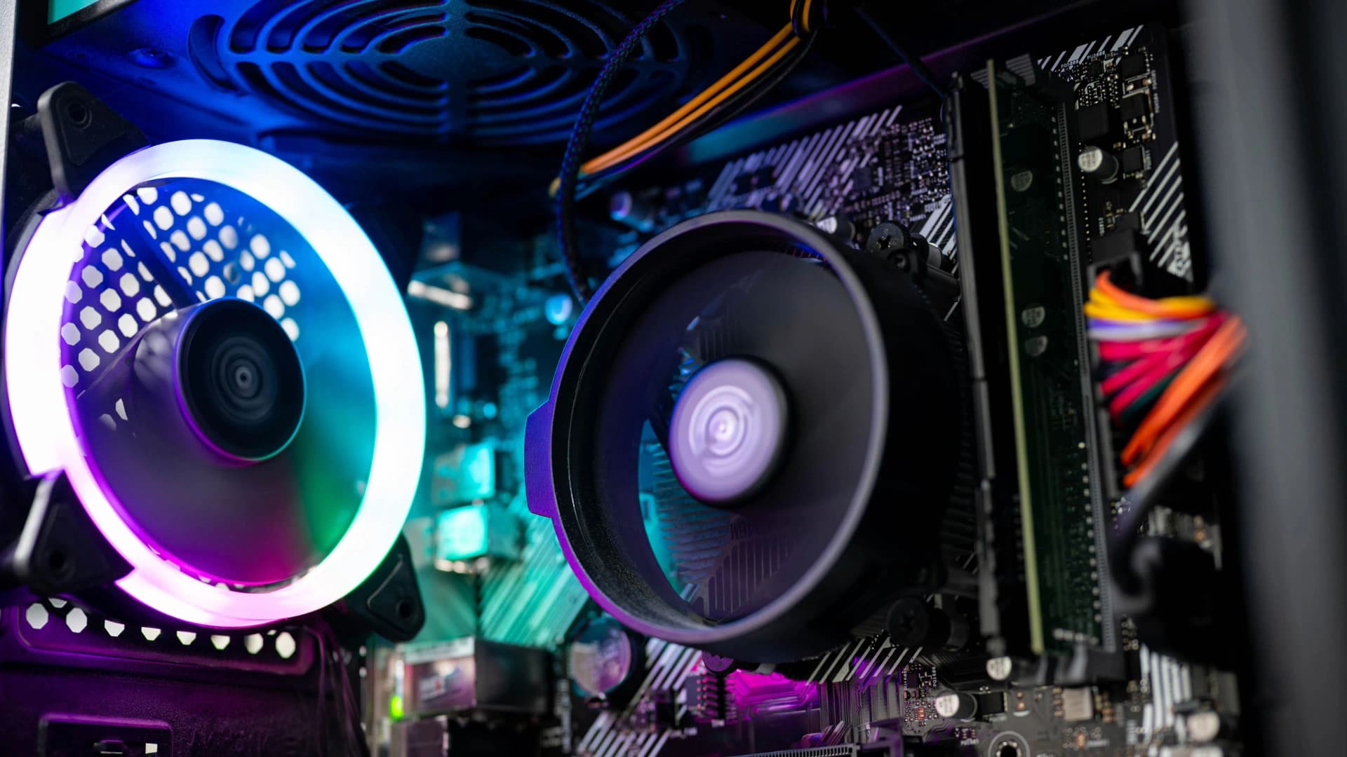 Slik bygger du en gaming PC som varer i mange år